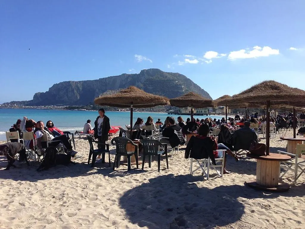Home Beach Mondello Galatea 0*,