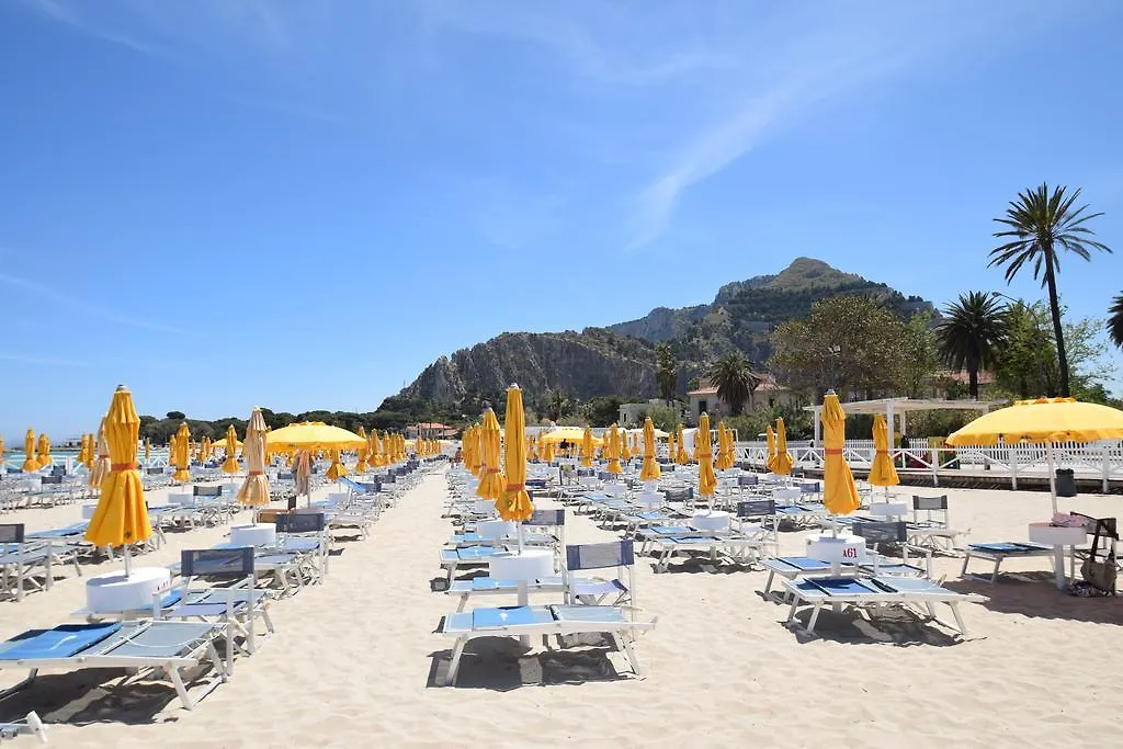 Home Beach Mondello Galatea